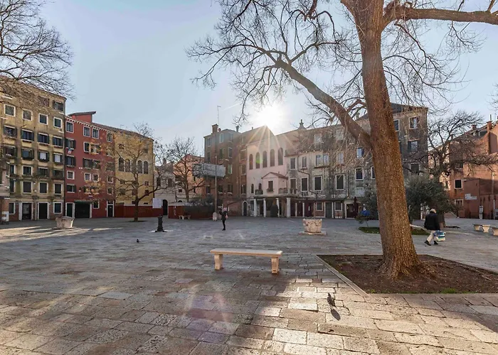 Ca' Leoncino - Venice Canal Front